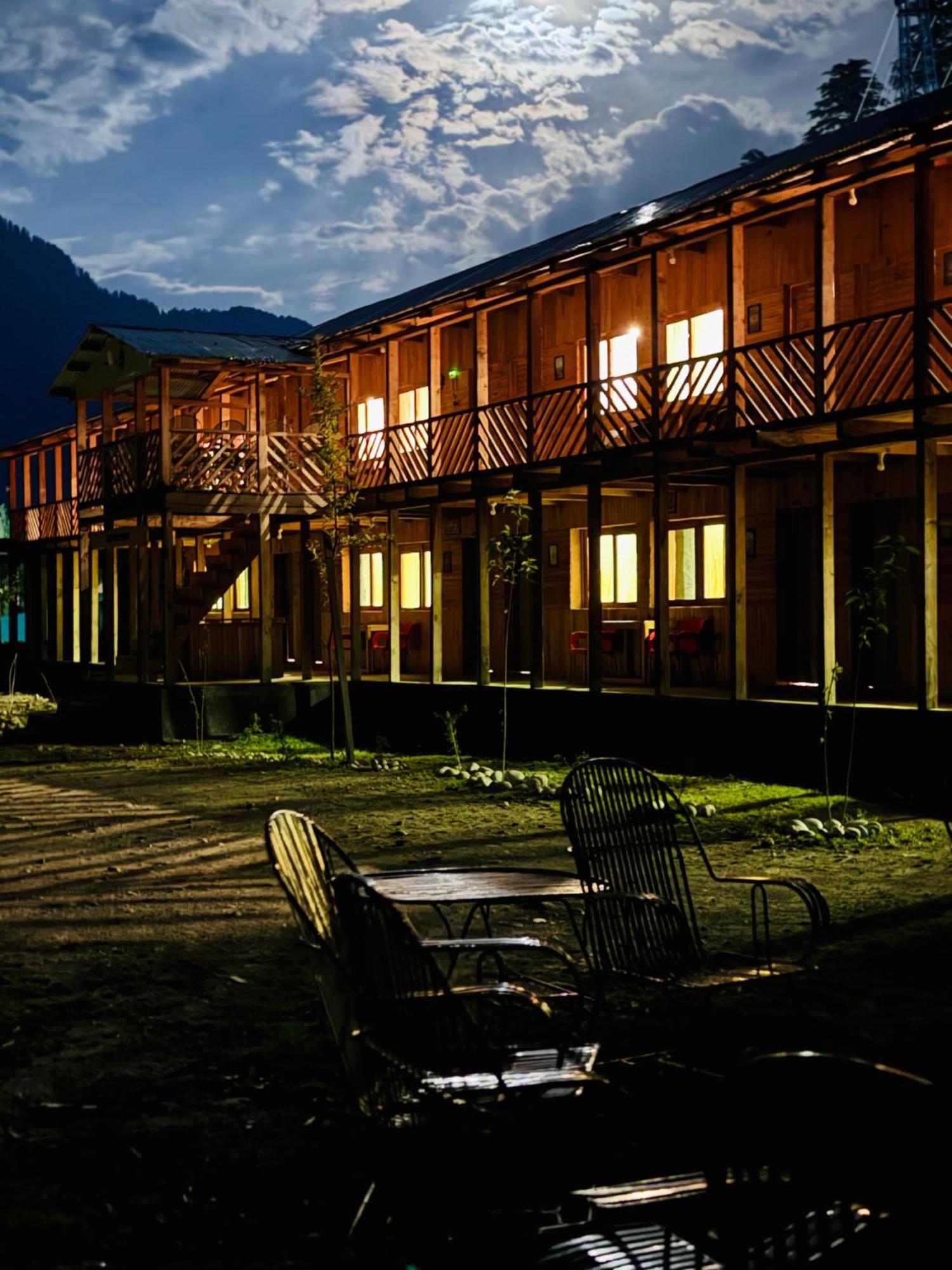 Wyndham Heritage Hotel & Resort Sharda Shardi Luaran gambar